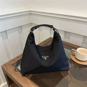 Trendy Black Nylon Hobo Bag For Women Large Capacity Shoulder Bag With Chain Strap Versatile Minimalist Travel Crossbody Backpack