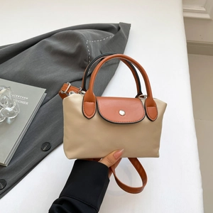 Mini Sac Dumpling Femmes Nylon PU Sac À Main Couleur Contrastée Petit Sac À Épaule Bandoulière Réglable Style Urbain Simple