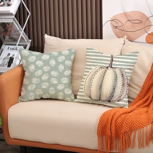Due fodere per cuscini decorativi con motivo a zucca per divano a tema autunnale