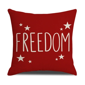 Onafhankelijkheidsdag rood kussensloop met witte sterren en Freedom tekst