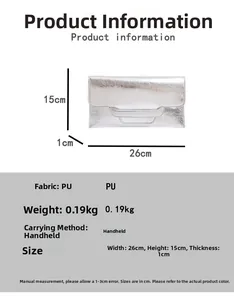 Maße und strukturelle Details der silbernen Clutch-Tasche aus glänzendem PU-Leder