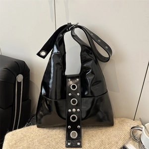 Women Fashion Patent Leather Hobo Bag With Rivets Metal Grommets Wide Strap Large Capacity Shoulder Bag Vintage Tote Handbag