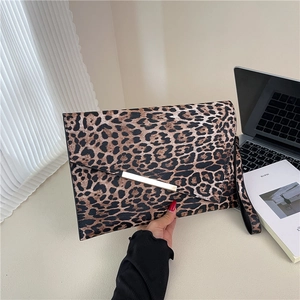 Fashion Leopard Print Envelope Clutch Bag For Women Chic PU Leather Small Square Shoulder Bag With Gold Metal Bar Decoration