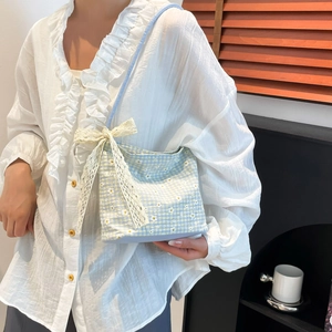 Sac fourre-tout en toile florale bleu clair à carreaux avec nœud en dentelle blanche