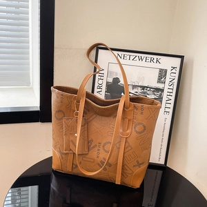 Women Large Capacity Letter Print Tote Bag PU Leather Shoulder Bag And Small Pouch For Daily Fashion Commuting Office
