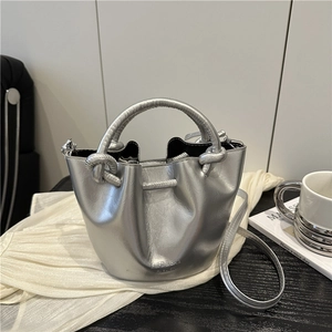 Petit Sac Seau Pour Femmes En Cuir PU Avec Poignée Nouée Sac À Bandoulière Argent Métallisé Mini Sac À Main Mode Quotidienne