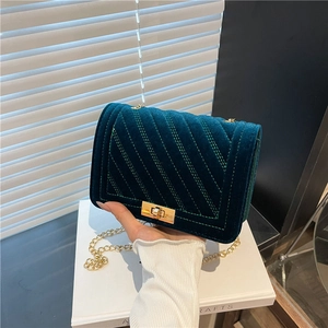 Vintage Damen Samt Gesteppte Umhängetasche Goldene Kette Gurt V-Muster Kleine Quadratische Schultertasche Mit Metallschloss