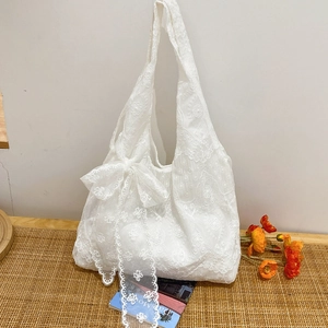 Vintage French Style White Lace Floral Embroidery Tote Bag Large Capacity Bow Shoulder Bag For Women Summer Beach Trip