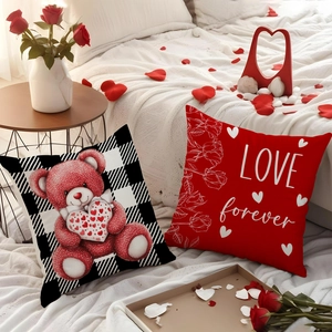 Housses de coussin Saint-Valentin avec motif ours et imprimé floral rouge love forever