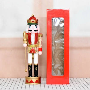Soldato schiaccianoci tradizionale da 36 cm con paillettes rosse in confezione regalo