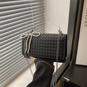 Women Woven PU Leather Crossbody Bag With Artificial Pearl Bow Metal Ring Handle Chain Strap Elegant Fashion Handbag Daily Party