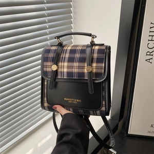 Vintage Kariert Patchwork Rucksack Für Damen Preppy Stil PU Leder Reise Umhängetasche Mit Hasenanhänger Mode Schultasche