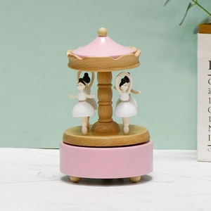 Boîte à musique carrousel en bois rose avec danseuses de ballet pour cadeaux d'anniversaire