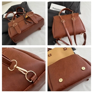 Collage zeigt Details des braunen Vintage-Lederrucksacks mit goldenen Beschlägen und Magnet