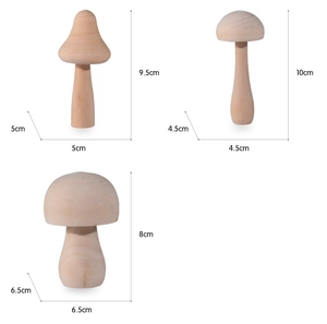 Détail de trois modèles de champignons en bois brut avec les dimensions en centimètres