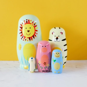 Poupées Russes en Bois de Schima Superba Peintes à la Main Thème Animaux Lion Tigre Singe Cochon Oiseau Jouets pour Enfants Cadeau Anniversaire Décoration Maison