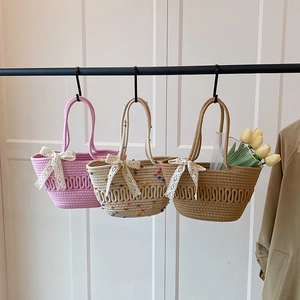 Handmade Woven Fabric Shoulder Bag Sweet Lace Bow Pompom Summer Beach Vacation Tote For Women Casual Fashion Bucket Bag
