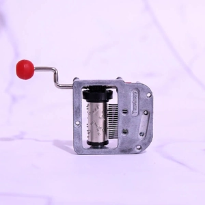 Mechanical DIY 18-note hand-crank music box movement made of durable zinc alloy