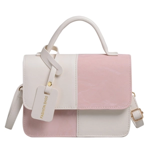 Fashionable contrast color square bag in beige and pink leather with shoulder strap