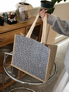 Women Floral Print Cotton Linen Jute Tote Bag Large Capacity Handbag With Magnetic Buckle And Inner Zipper Pocket Casual Shopping Bag