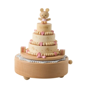 Carillon a tre strati in legno con orsetto e incisione Happy Birthday e cuori