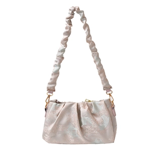 Sac hobo plissé rose champagne avec broderie traditionnelle de paysage de montagne chinois