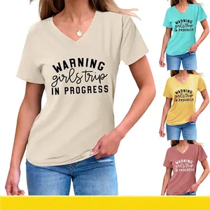 T-Shirt Femme Mélange De Coton Col En V Manches Courtes Imprimé Slogan Warning Girls Trip In Progress Haut D'été