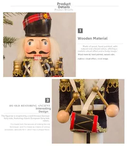 Detalle de soldado cascanueces de madera con uniforme pintado a mano en negro y oro