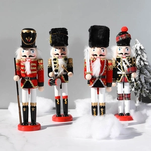 Tradizionale Schiaccianoci in Legno Soldato Stile Scozzese Dipinto a Mano Figurina Decorazione Natalizia per la Casa Tavolo