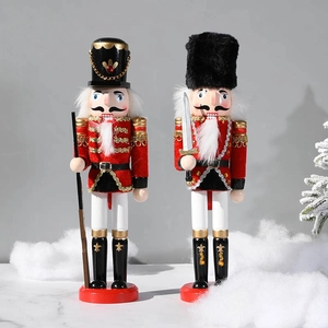 Set di schiaccianoci in legno da 30 cm con dettagli rossi e bianchi in stile natalizio