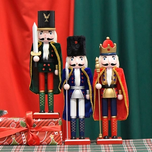 Lot de trois soldats casse-noisettes de 38 cm en bois avec cape pour décoration de Noël