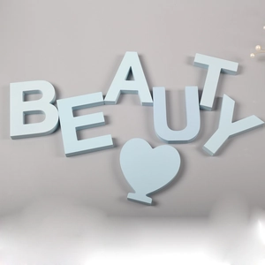 Lettres en bois bleues BEAUTY avec cœur pour décoration de maison et mariage