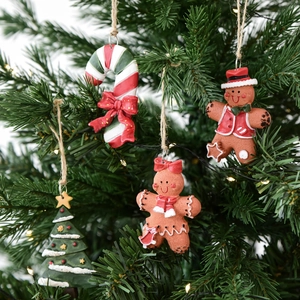 Set of 4 festive resin Christmas tree hanging ornaments featuring gingerbread and candy canes