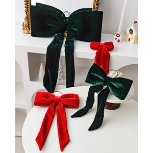 Fiocchi natalizi in velluto rosso e verde scuro in varie dimensioni per decorazioni festive