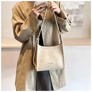 Chic ivory pleated leather underarm bag with shoulder strap for women fashion