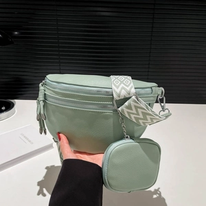 Marsupio in Pelle PU Moda Donna Borsa a Tracolla a Mezzaluna Con Tracolla Larga Geometrica e Mini Borsellino Rotondo