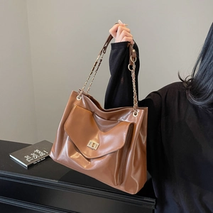 Large Capacity PU Leather Crossbody Bag For Women Retro Tote With Gold Chain Strap Metal Twist Lock For Daily Commute