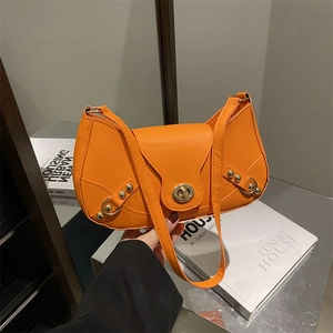 Women's PU Leather Underarm Bag Fashion Crescent Shoulder Bag With Metal Twist Lock And Rivets Casual Street Style Handbag