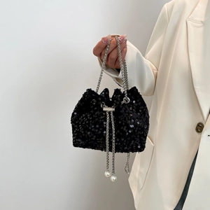 Fashionable black sequin drawstring bucket bag with silver chain strap and pearl charms