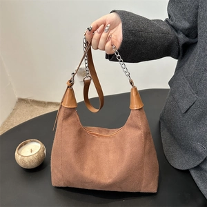 Women Fashion Faux Suede Hobo Bag Large Capacity Shoulder Bag With Metal Chain Vintage Minimalist Underarm Bag Daily Casual Bag