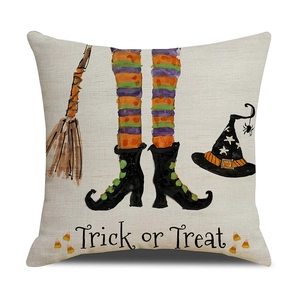 Funda de cojín de Halloween con texto Trick or Treat y gráficos de brujas en acuarela