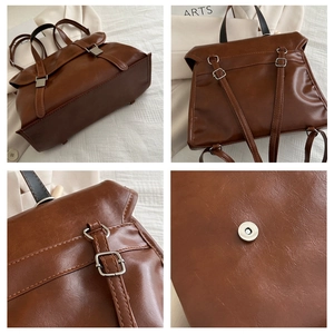 Vista dettagliata dello zaino vintage marrone con fibbie metalliche e chiusura magnetica