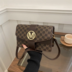 Sac Bandoulière Femme en Cuir PU Mode Monogramme Lettre M Petit Sac Carré Avec Boucle Dorée Sac à Main Rétro Décontracté