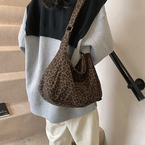 Large capacity vintage leopard print canvas hobo shoulder bag for women daily commute