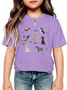 Détail d'un t-shirt violet chiné pour fille avec neuf jolies illustrations de chiens