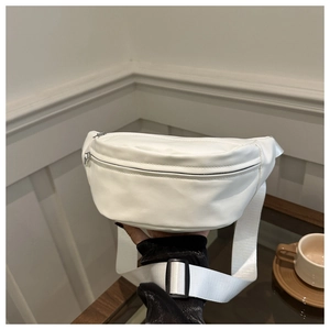 Detail of white PU leather waist bag with double silver zippers and adjustable strap