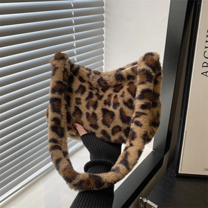 Women Leopard Print Plush Underarm Bag Faux Fur Shoulder Bag Soft Tote Bag Casual Hobo Bag Fashion Autumn Winter Handbag