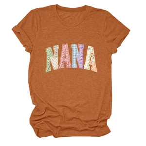 T-shirt caramel à manches courtes avec broderie patchwork NANA sur fond blanc uni