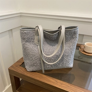 Women Fashion Sherpa Tote Bag Large Capacity Fleece Shoulder Bag Minimalist Spliced PU Leather Handbag For Autumn Winter