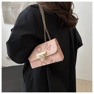 Pink chain crossbody bag with retro letter prints and crystal heart pendant